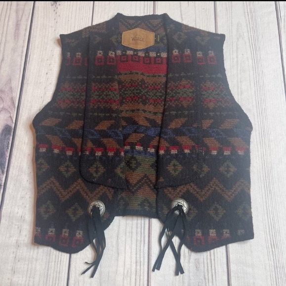 Woolrich Blanket Concho Vest - Picture 7 of 8